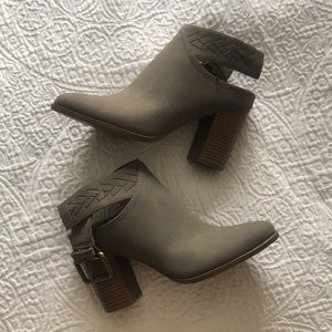 Booties with buckle worn 1x